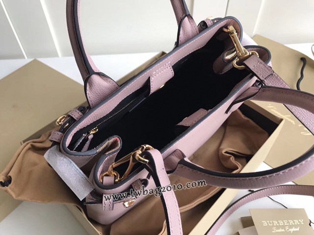 Burberry專門店新款小號粉色托特包 巴寶莉粒面小牛皮手提女包 yxb1171